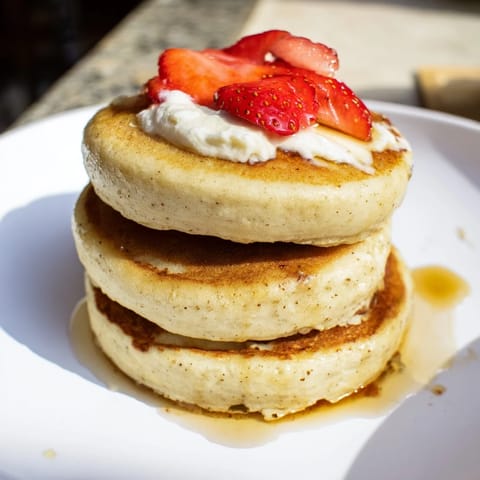 Protein Banana Fluffy Pancakes